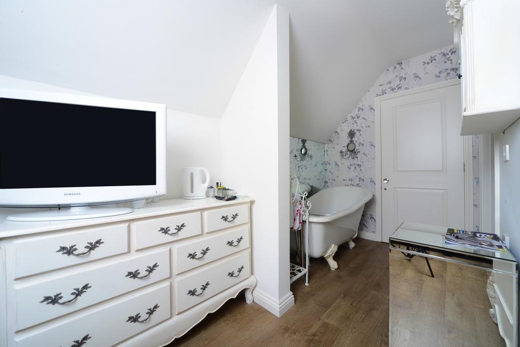 Harford En-Suite Rooms Lymington Eksteriør billede