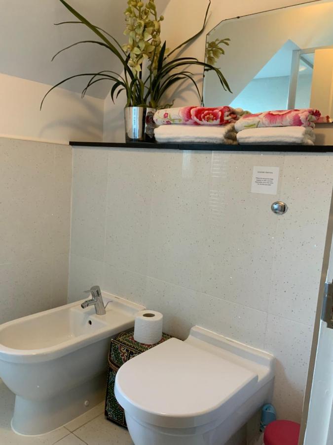 Harford En-Suite Rooms Lymington Eksteriør billede